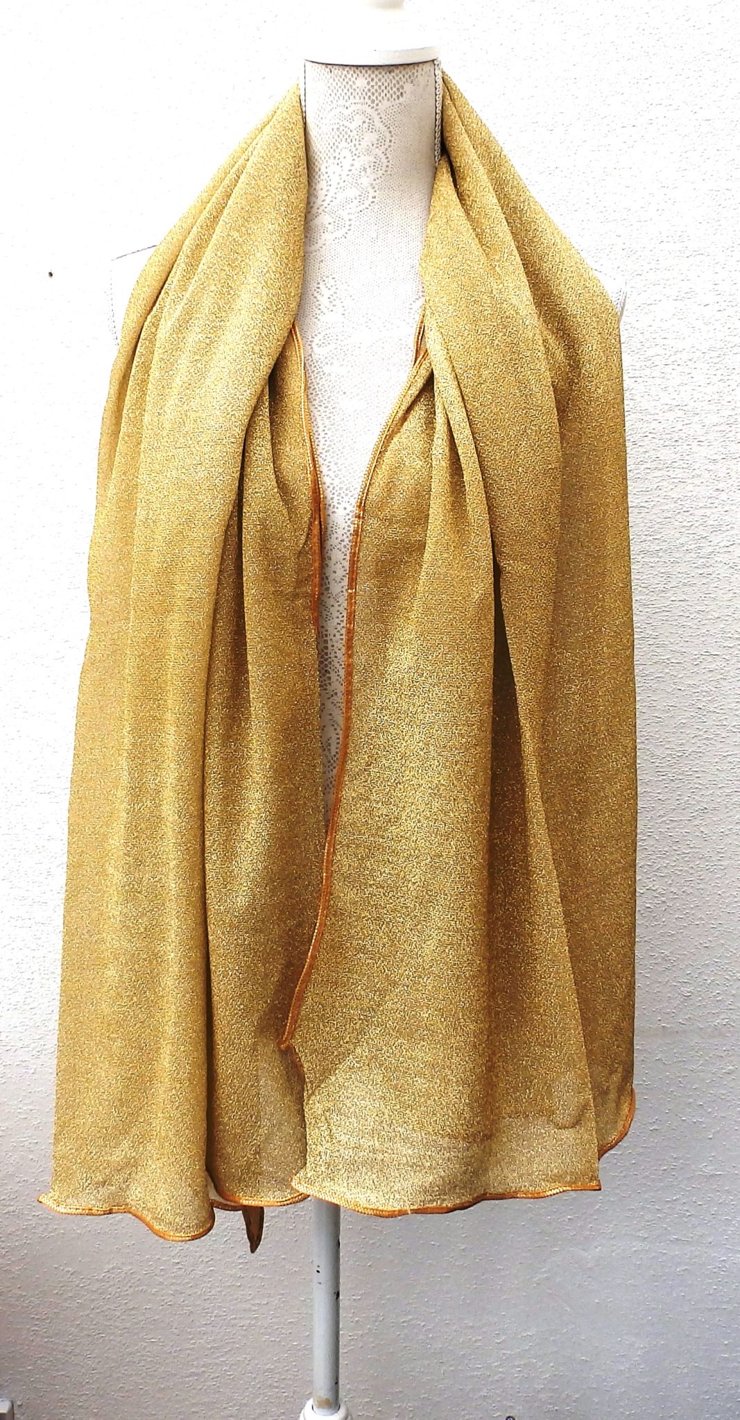 GOLD SHIMMER SCARF/WRAP Handbag Parties